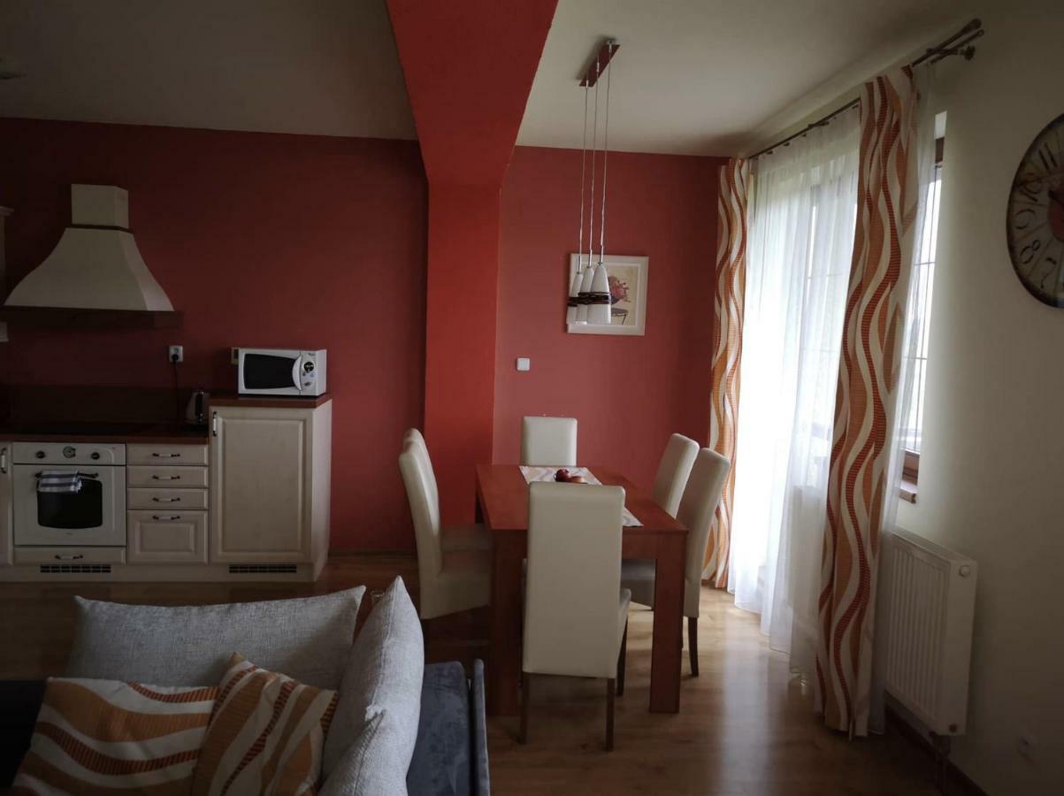 Apartman Velka Lomnica C7Ad2 Lägenhet Exteriör bild